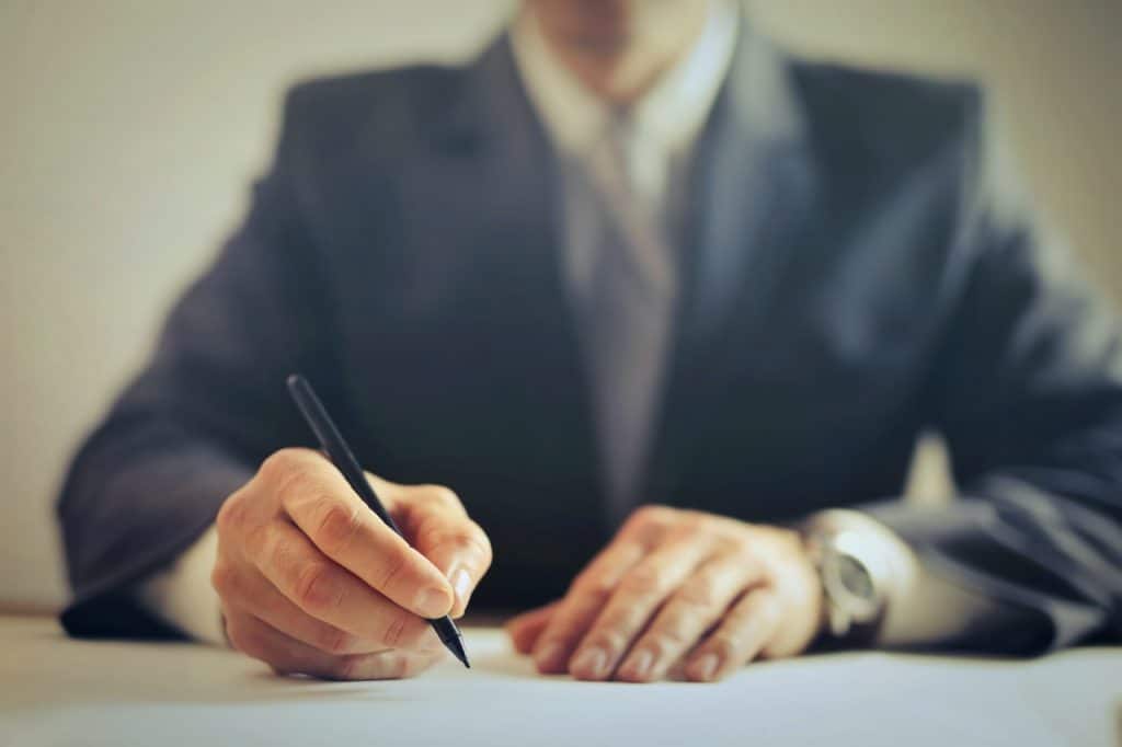 Signing A Contact