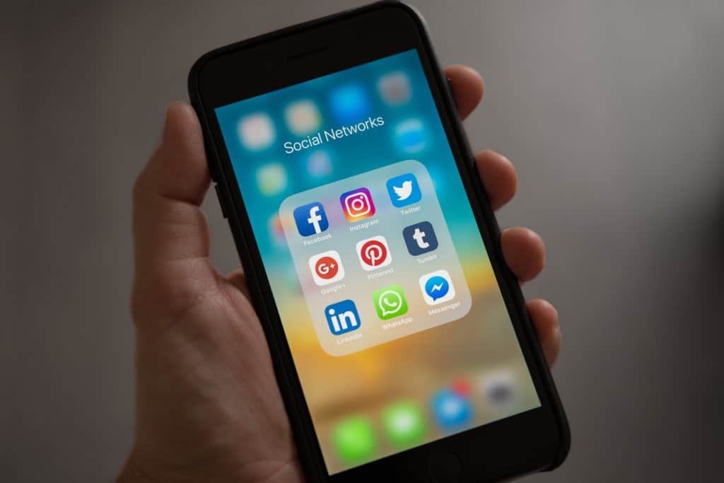 social media phone apps