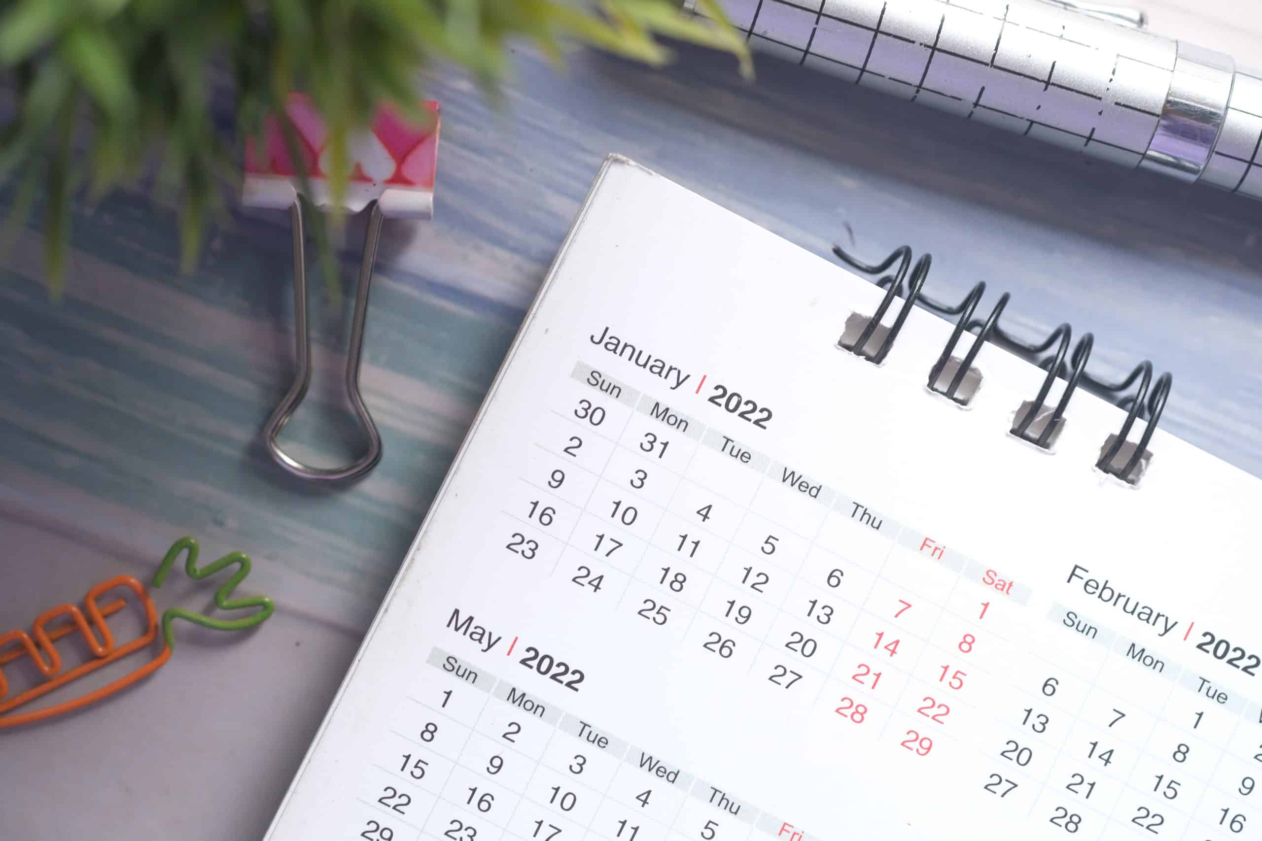 2022 calendar desk