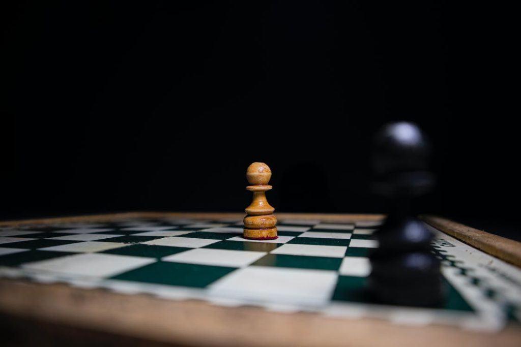 Chess Showdown Moves Pawns