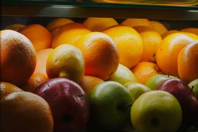 Apples and oranges representing market value vs. appraised value