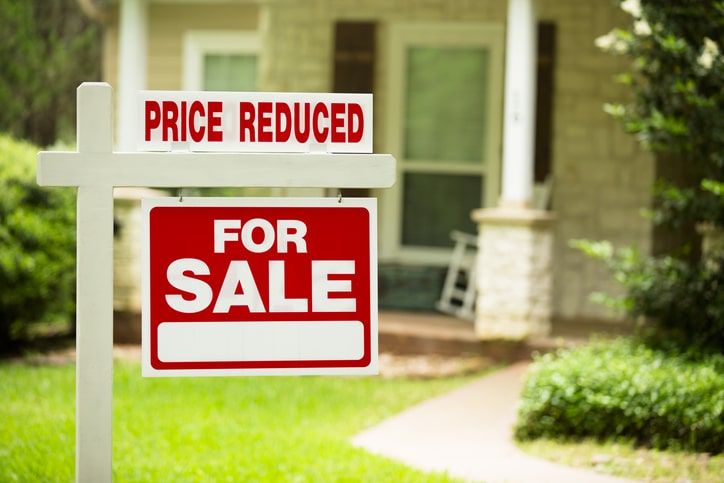 When will US home prices finally stop dropping?