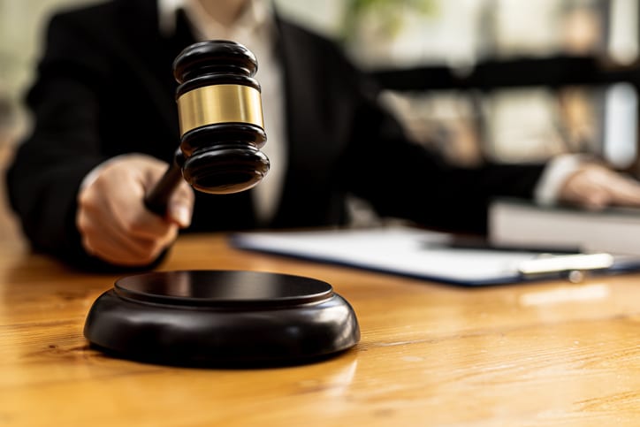 Judge Rejects Bid by Batton 1 Plaintiffs to Block Brokerage Settlements