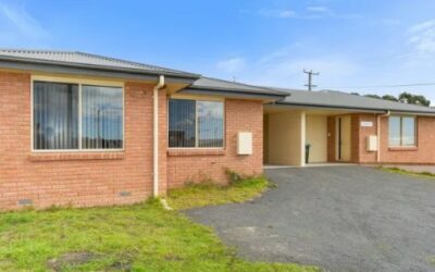 1,500 Days on the Market: The Little Tasmanian House Nobody Loves (Yet)