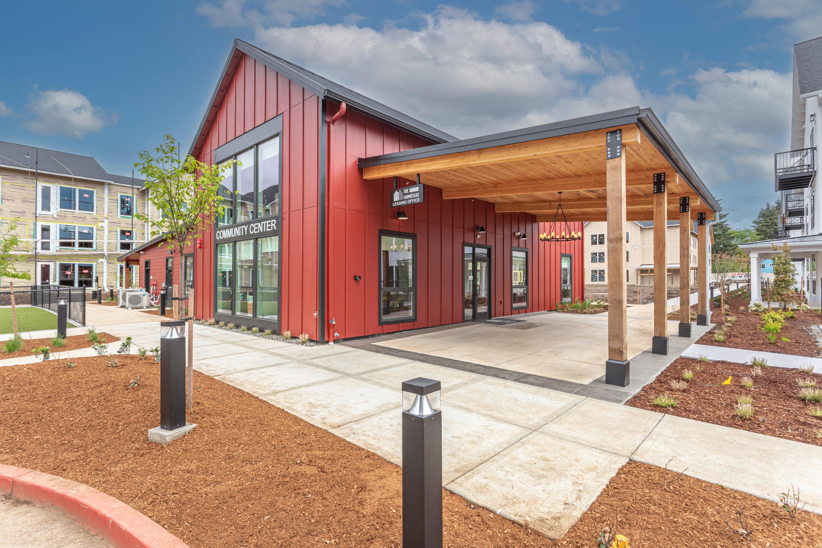 Farmstead_CC_+_Amenities-1