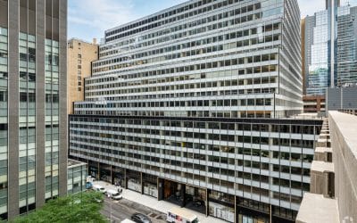 Manhattan Office Building Sells in Auction at 97.5% Loss