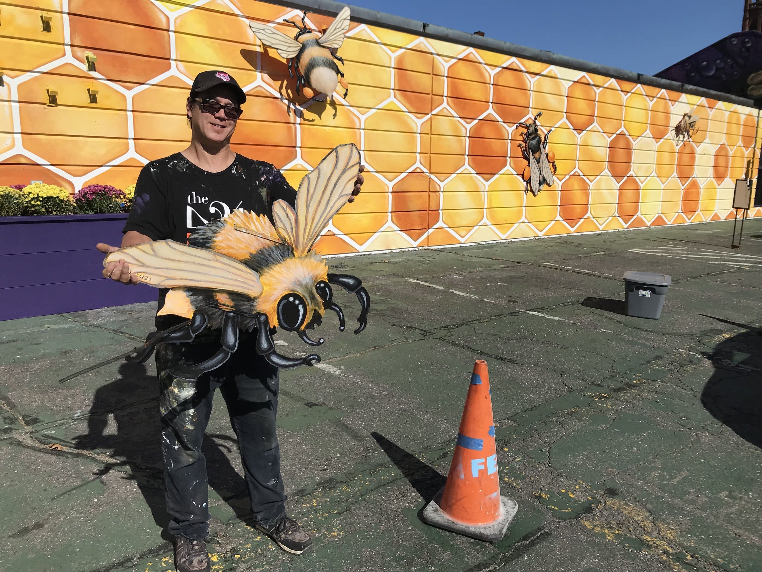 8+tao+at+Bee+the+Change+mural+in+progress