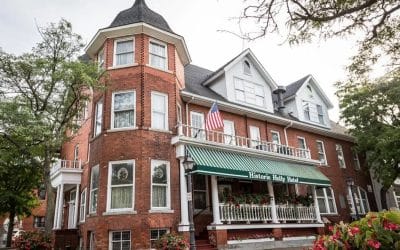 Fire-Damaged Historic Hotel Fire Prevented from Rebuilding Due to 1891 Property Line