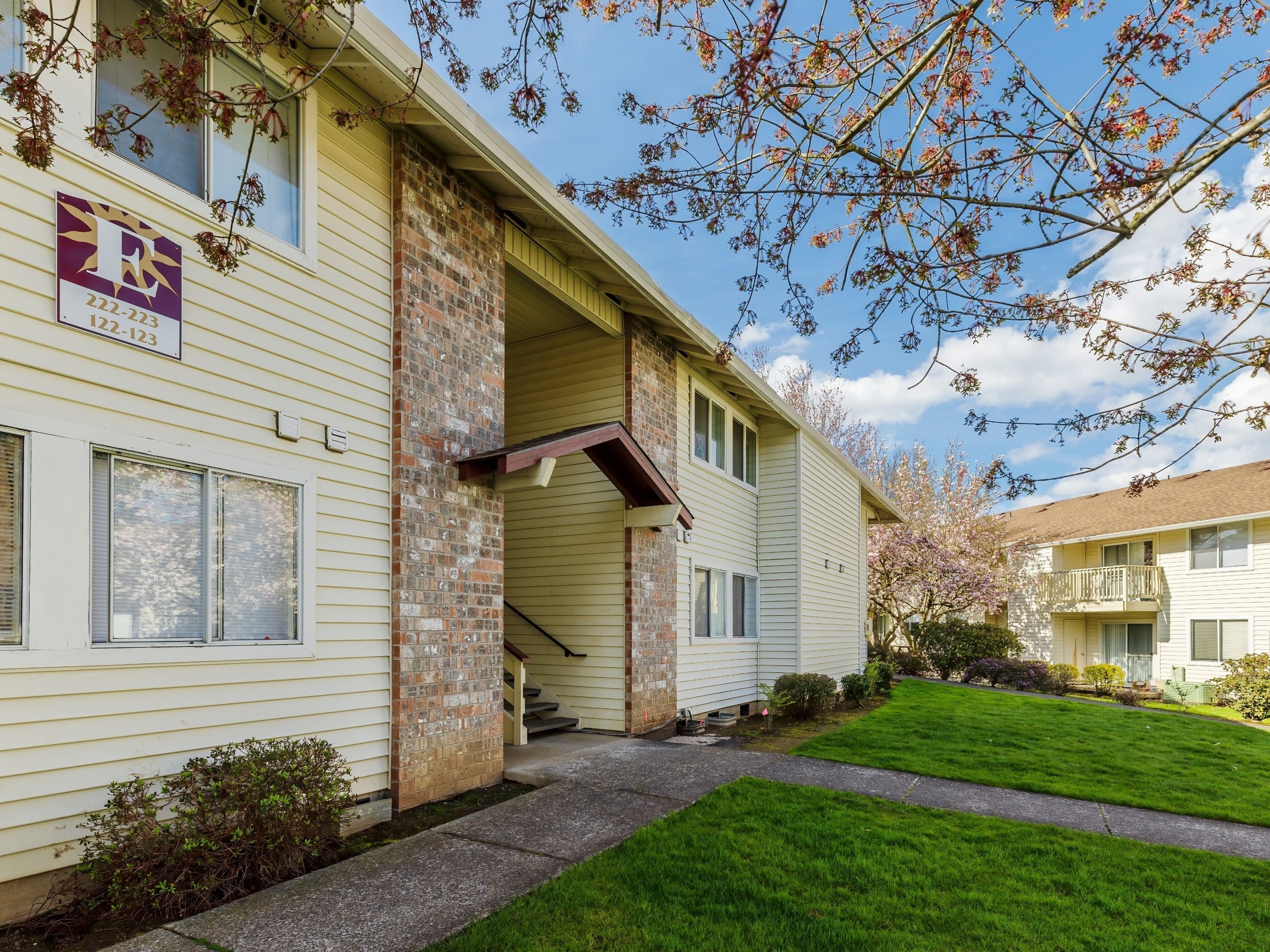 Fourth Avenue Capital-Sunpointe Apartments