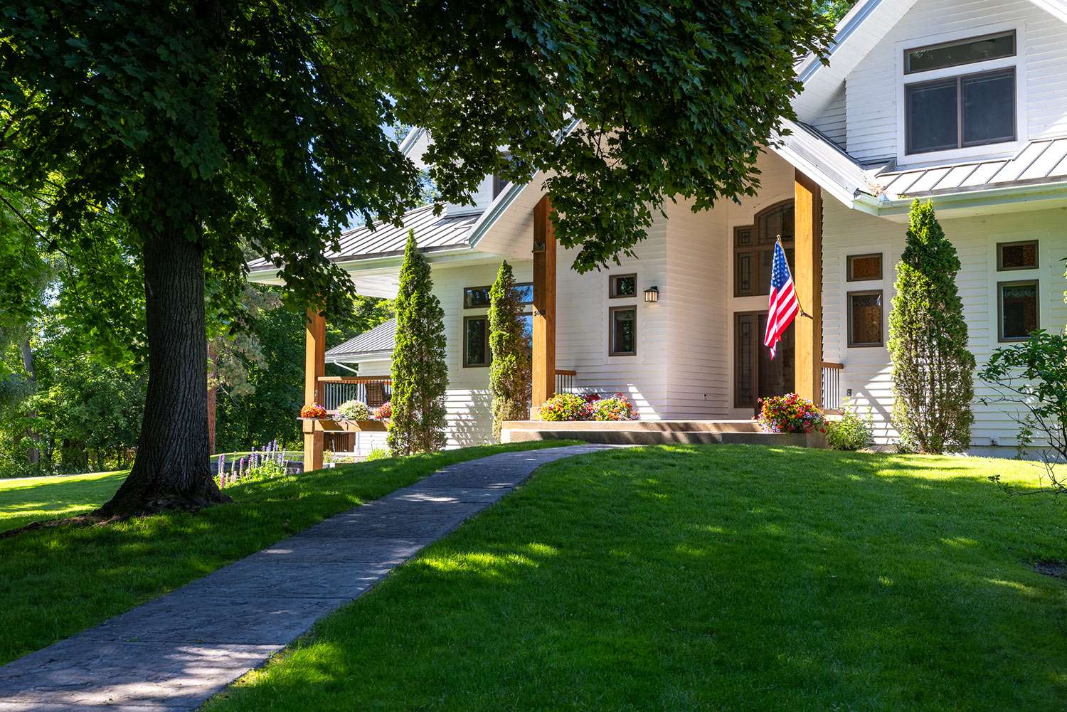 Bird-Point-Main-House2