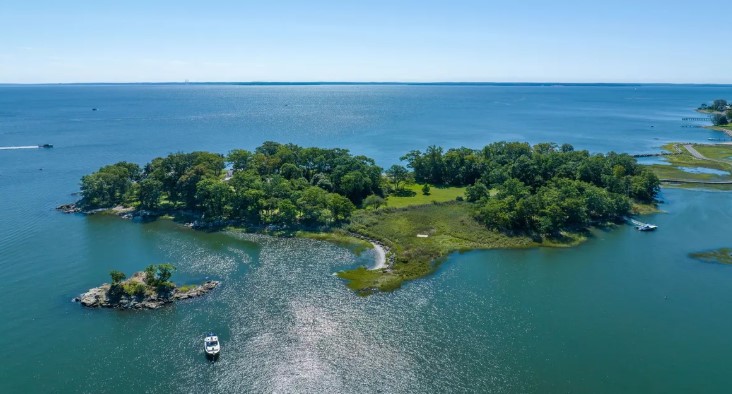 Private Connecticut Island Sells at a Discount