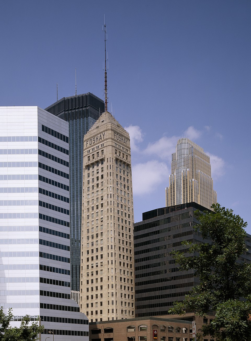 960px-Foshay_Tower_Highsmith