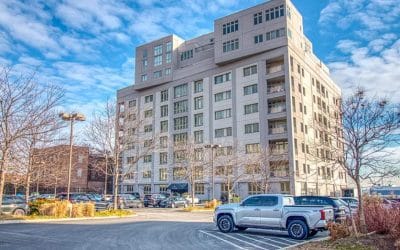 Ex-SNL Comic Pete Davidson Sells Staten Island Condo at Steep Discount