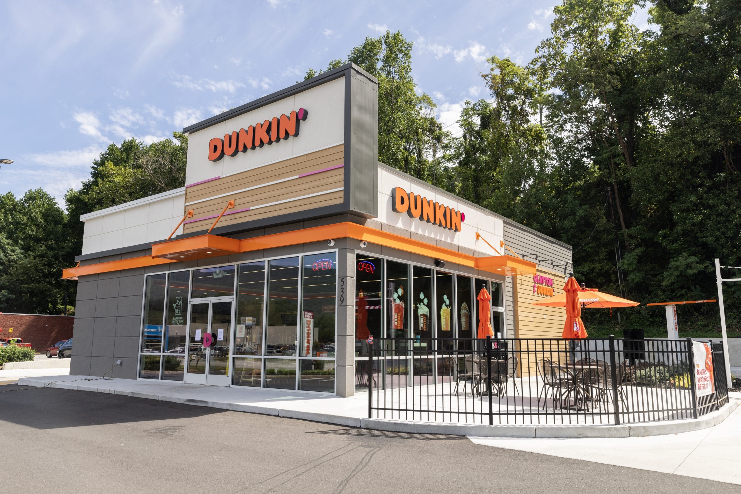Dunkin-Exterior-1