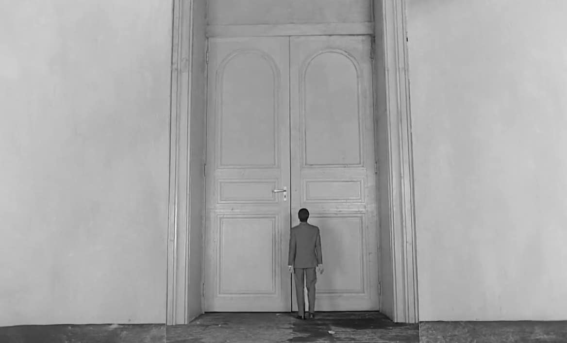 the-trial-1962-josef-k-anthony-perkins-giant-big-door