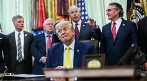 Trump Tells Fed to Cut Rates or He’ll Cease Trade with Some Countries