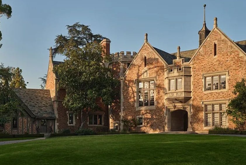 wayne manor