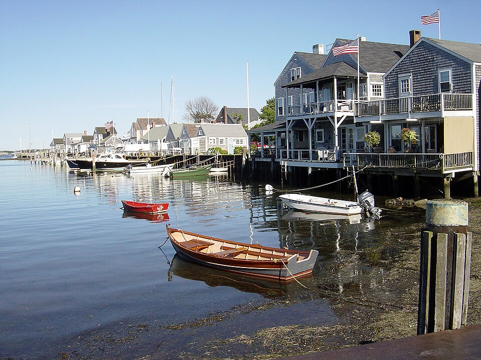 Nantucket-08-2004