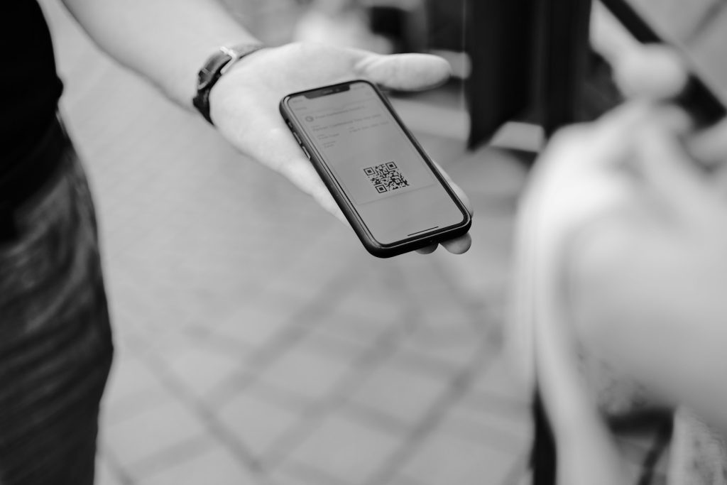 Consumer using a smartphone, illustrative image for digital home-shopping tools. Photo by Claudio Schwarz/Unsplash.