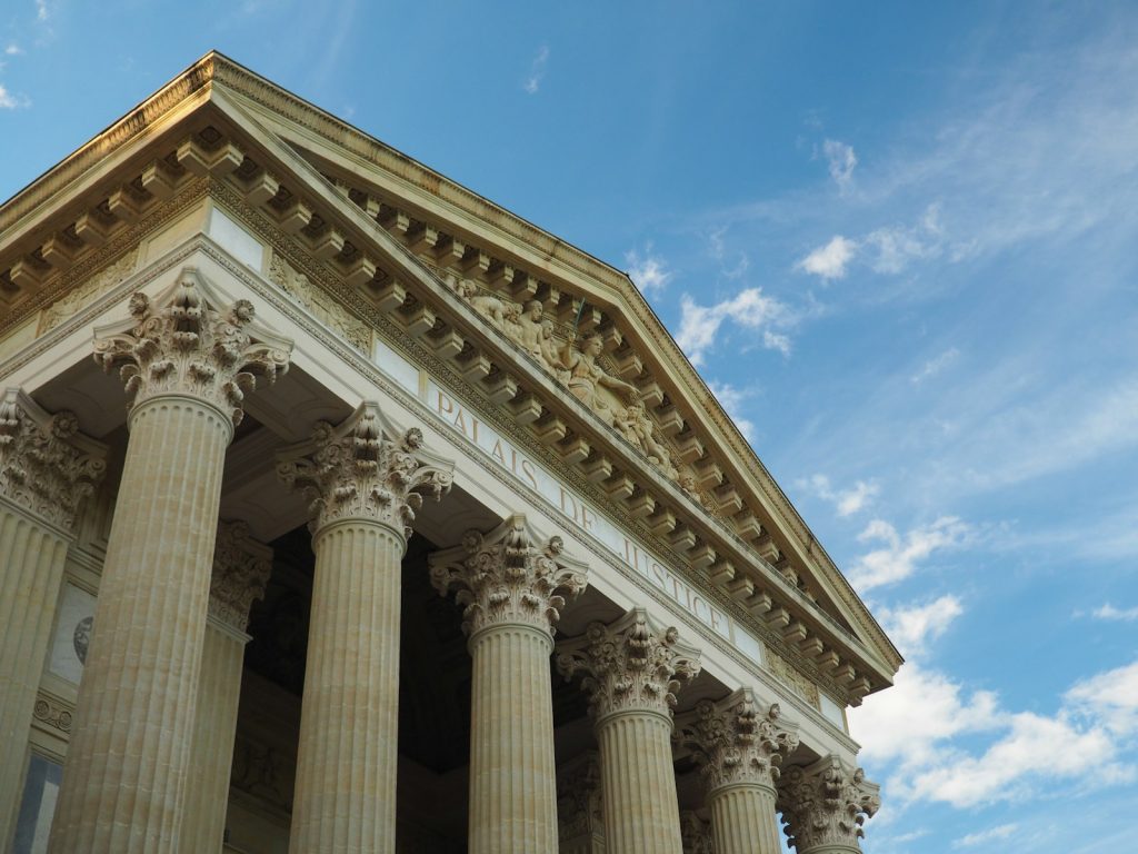 Illustrative courthouse exterior photograph; not the courthouse involved in the Utah Gateway Title case