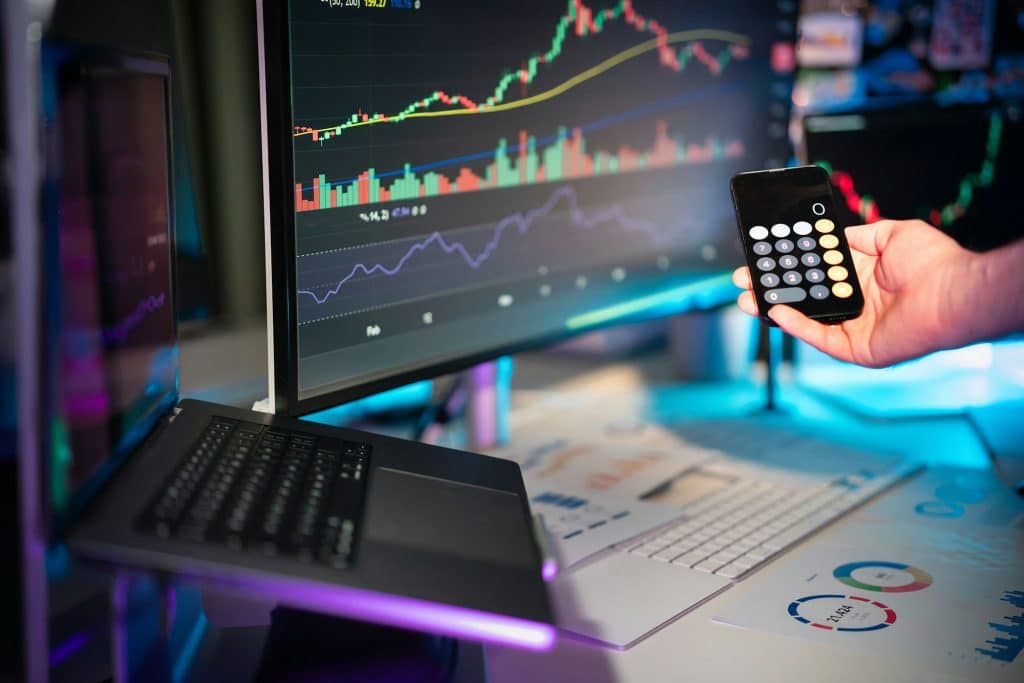 Computer-based data analysis illustrating private mortgage lending research