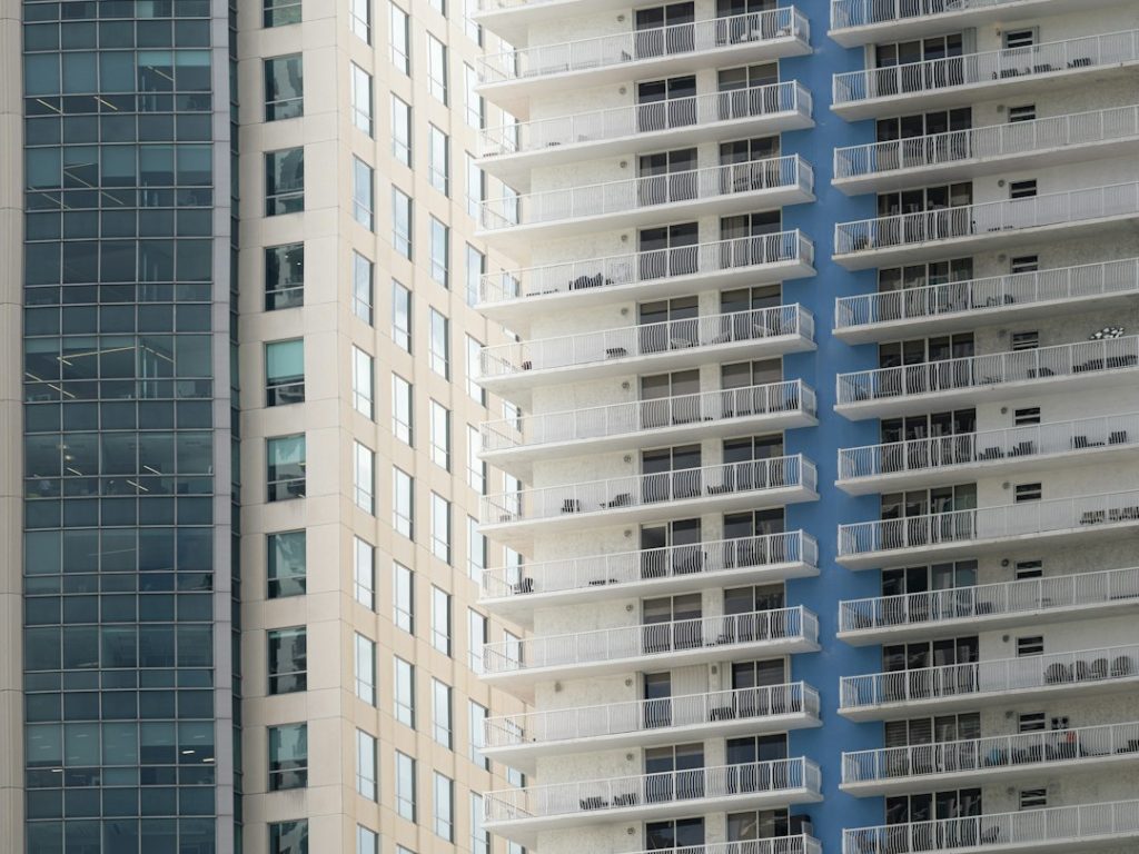 Modern multifamily residential development, illustrative image for H&R REIT and Lantower Florida apartment transaction