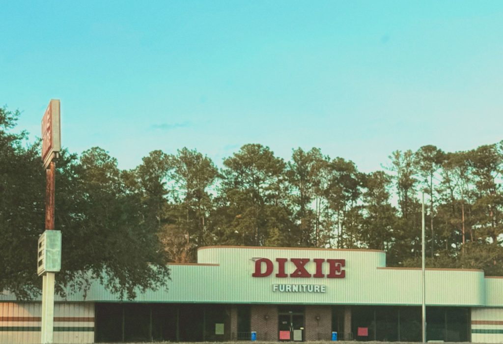 Retail storefront property illustrating Essential Properties Realty Trust net-lease investment portfolio