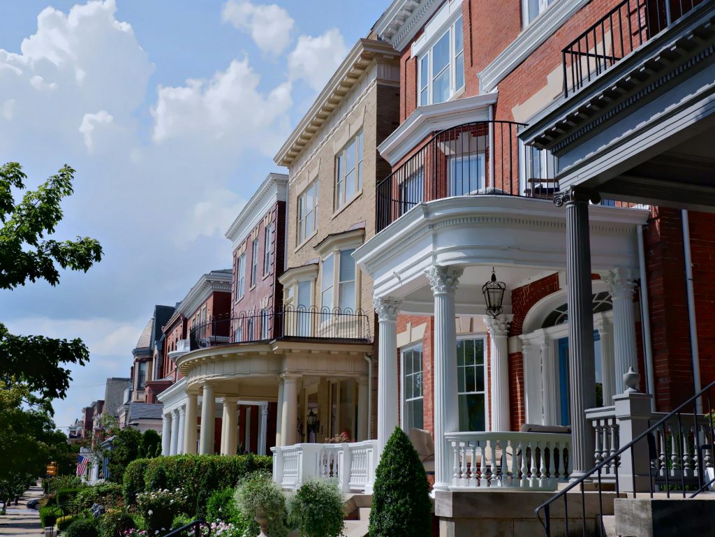 Residential streetscape in Richmond Virginia, illustrative image not the Chasen apartments