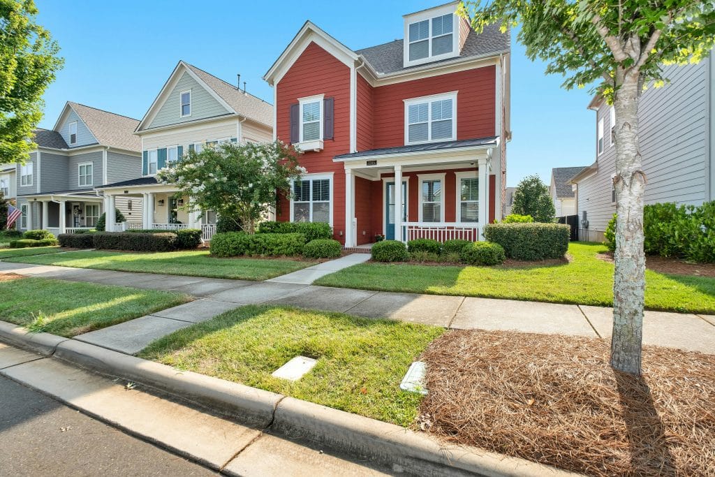 Single-family home, illustrative image for VineBrook Homes tender offer
