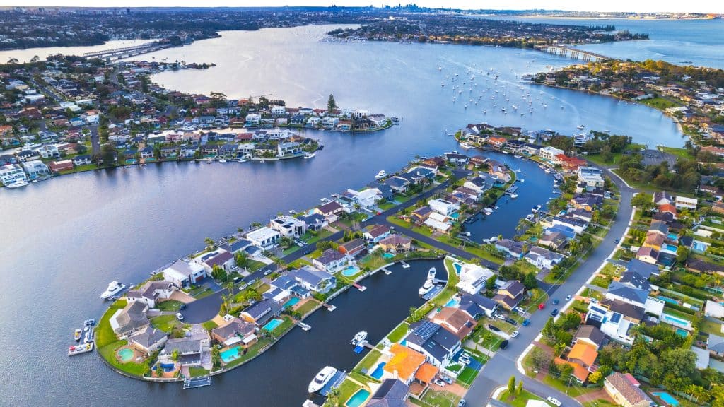 Sydney waterfront neighborhood, illustrative photograph of the Australian housing market