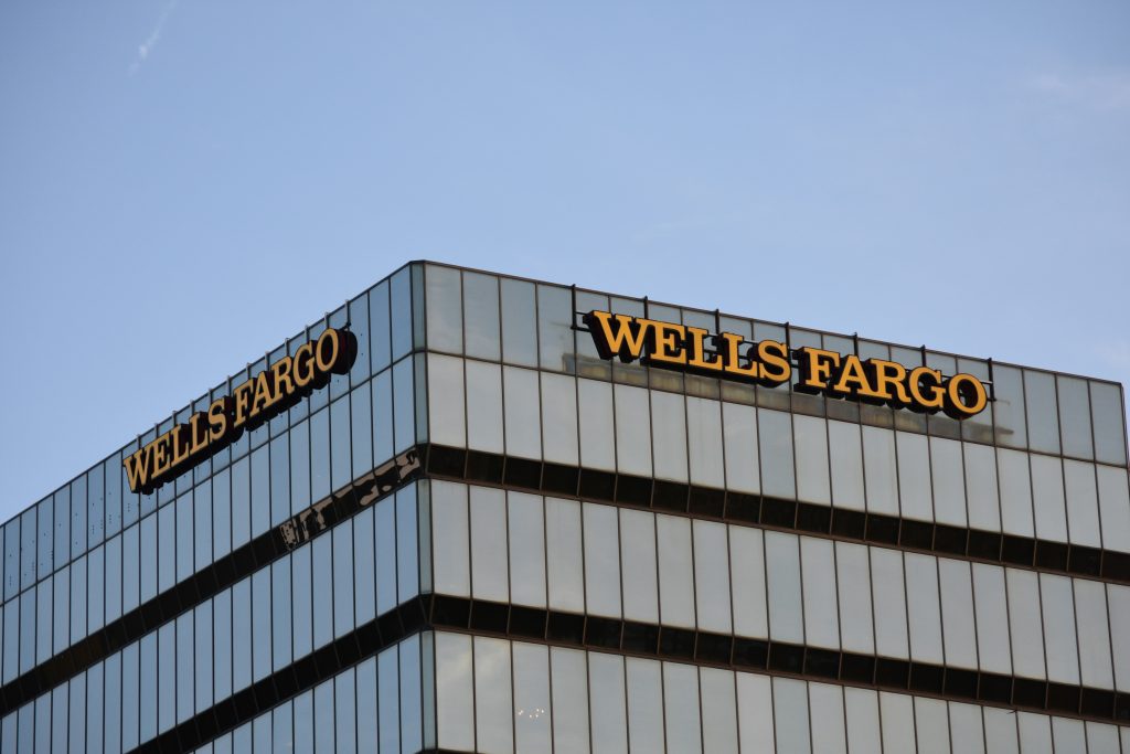 Wells Fargo Bank building in Los Angeles, illustrating the bank's third-quarter mortgage results